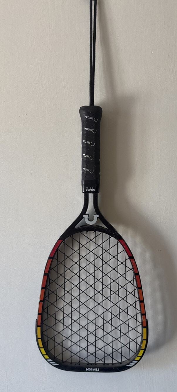 Vintage OMEGA Graphite Galaxy 100G Racquetball Racket Retro 3 7/8 Grip 9oz